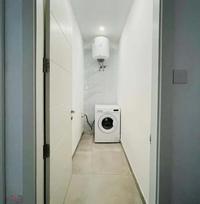 Spacious And Beautiful Flat In Gzira Apartment